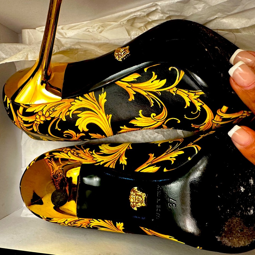 Versace Heel